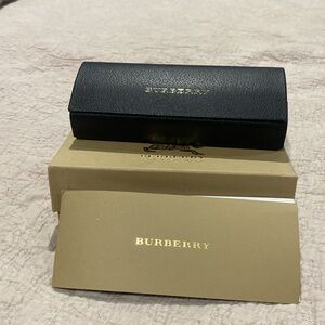 Burberry glass case box and pamphlet